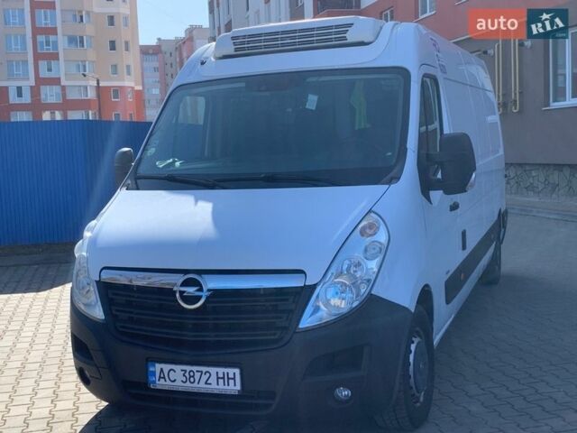 Белый Опель Movano, объемом двигателя 2.3 л и пробегом 284 тыс. км за 21000 $, фото 1 на Automoto.ua