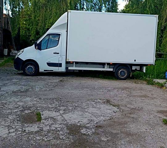 Белый Опель Movano, объемом двигателя 2.3 л и пробегом 371 тыс. км за 15200 $, фото 1 на Automoto.ua