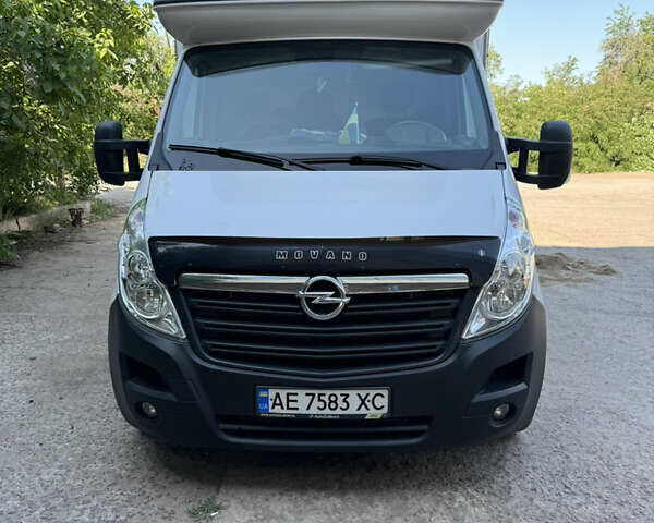 Білий Опель Movano, об'ємом двигуна 2.3 л та пробігом 480 тис. км за 13500 $, фото 1 на Automoto.ua