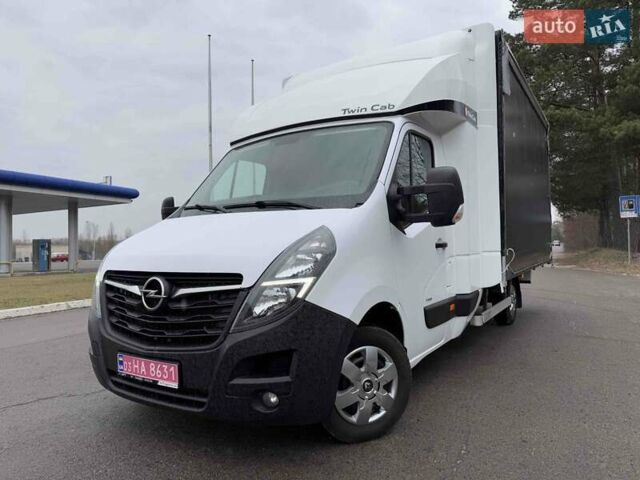 Белый Опель Movano, объемом двигателя 2.3 л и пробегом 311 тыс. км за 21500 $, фото 1 на Automoto.ua