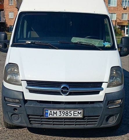 Білий Опель Movano, об'ємом двигуна 2.5 л та пробігом 480 тис. км за 7100 $, фото 1 на Automoto.ua