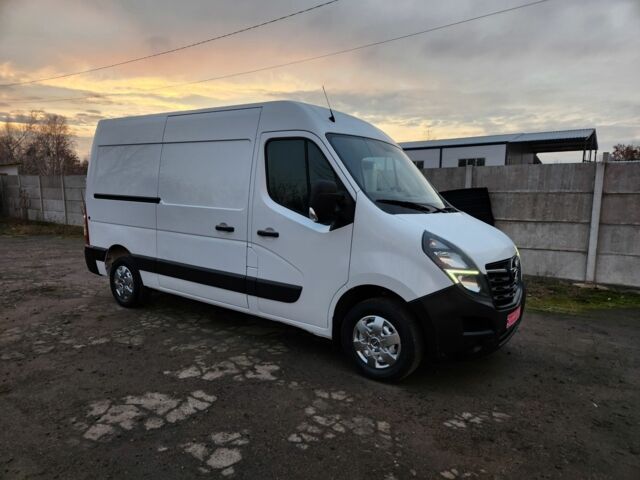 Белый Опель Movano, объемом двигателя 2.3 л и пробегом 186 тыс. км за 17900 $, фото 1 на Automoto.ua