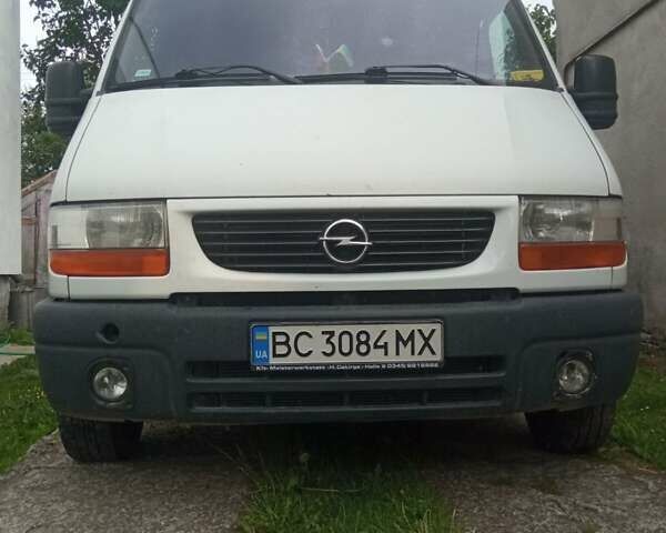 Белый Опель Movano, объемом двигателя 2.19 л и пробегом 205 тыс. км за 5500 $, фото 1 на Automoto.ua