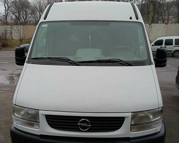 Белый Опель Movano, объемом двигателя 0 л и пробегом 315 тыс. км за 4500 $, фото 1 на Automoto.ua