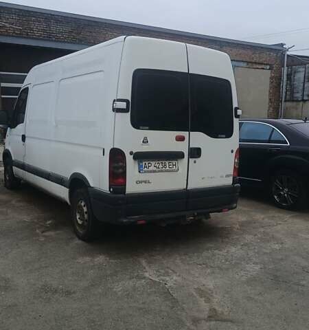 Белый Опель Movano, объемом двигателя 2.5 л и пробегом 540 тыс. км за 5500 $, фото 1 на Automoto.ua