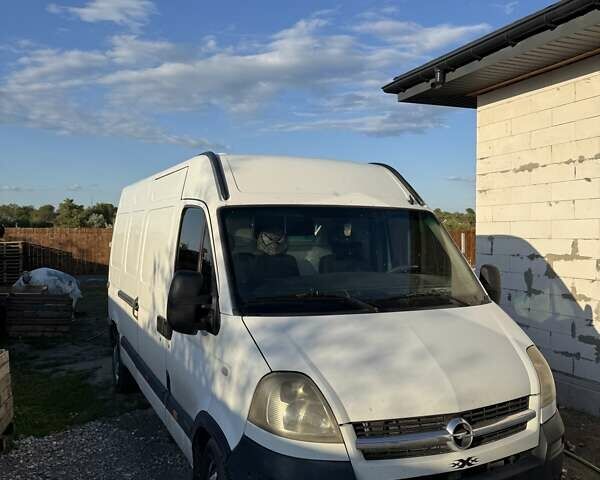 Белый Опель Movano, объемом двигателя 3 л и пробегом 520 тыс. км за 6200 $, фото 1 на Automoto.ua