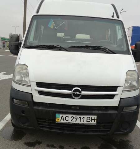 Белый Опель Movano, объемом двигателя 2.5 л и пробегом 521 тыс. км за 8800 $, фото 1 на Automoto.ua
