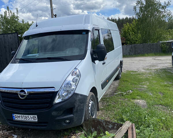 Білий Опель Movano, об'ємом двигуна 2.3 л та пробігом 260 тис. км за 16500 $, фото 1 на Automoto.ua