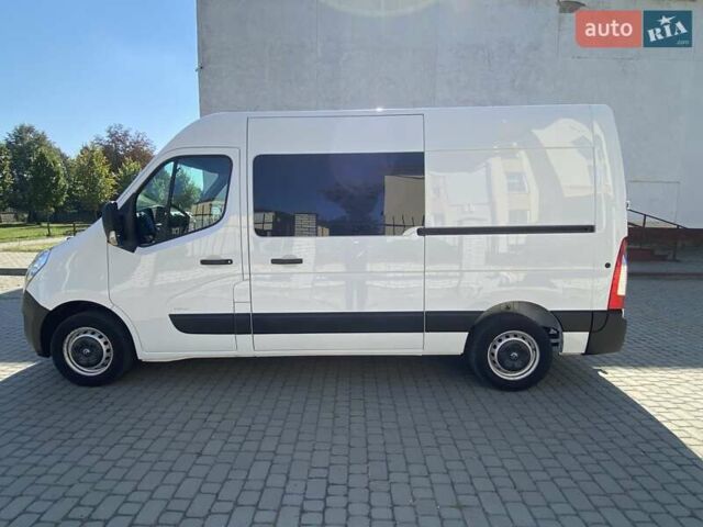 Белый Опель Movano, объемом двигателя 2.3 л и пробегом 240 тыс. км за 19900 $, фото 1 на Automoto.ua
