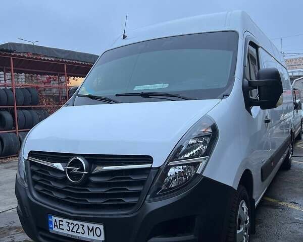 Опель Movano, объемом двигателя 2.5 л и пробегом 209 тыс. км за 21000 $, фото 1 на Automoto.ua