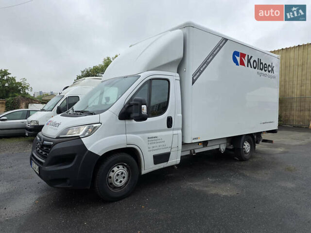 Опель Movano, объемом двигателя 2.2 л и пробегом 230 тыс. км за 25999 $, фото 1 на Automoto.ua