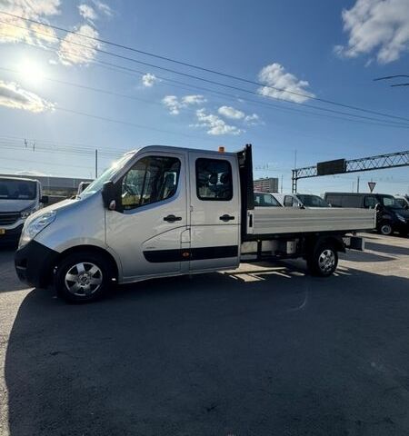 Серый Опель Movano, объемом двигателя 2.3 л и пробегом 246 тыс. км за 19900 $, фото 1 на Automoto.ua