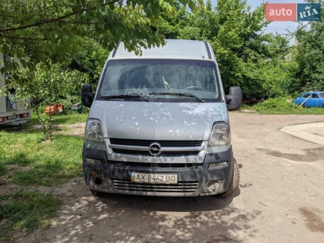 Серый Опель Movano, объемом двигателя 2.5 л и пробегом 527 тыс. км за 5200 $, фото 1 на Automoto.ua