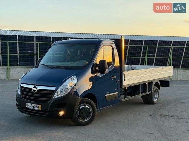 Синий Опель Movano, объемом двигателя 2.3 л и пробегом 142 тыс. км за 21999 $, фото 1 на Automoto.ua