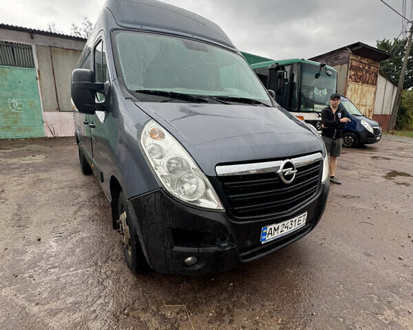 Синий Опель Movano, объемом двигателя 2.3 л и пробегом 266 тыс. км за 12800 $, фото 1 на Automoto.ua