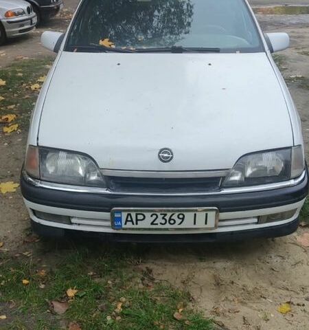 Білий Опель Омега, об'ємом двигуна 0 л та пробігом 3 тис. км за 1499 $, фото 1 на Automoto.ua