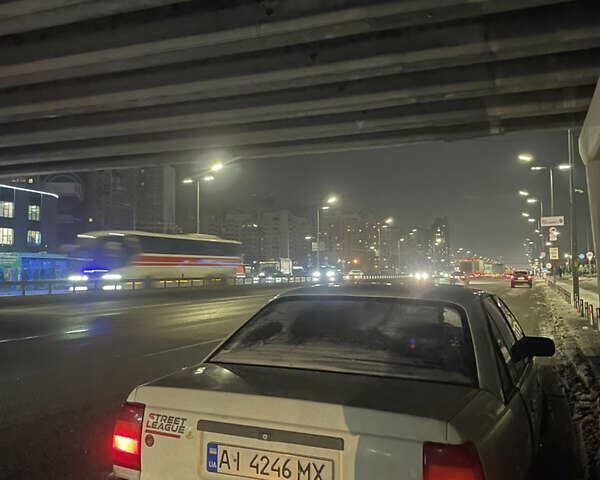 Белый Опель Омега, объемом двигателя 1.8 л и пробегом 270 тыс. км за 650 $, фото 1 на Automoto.ua