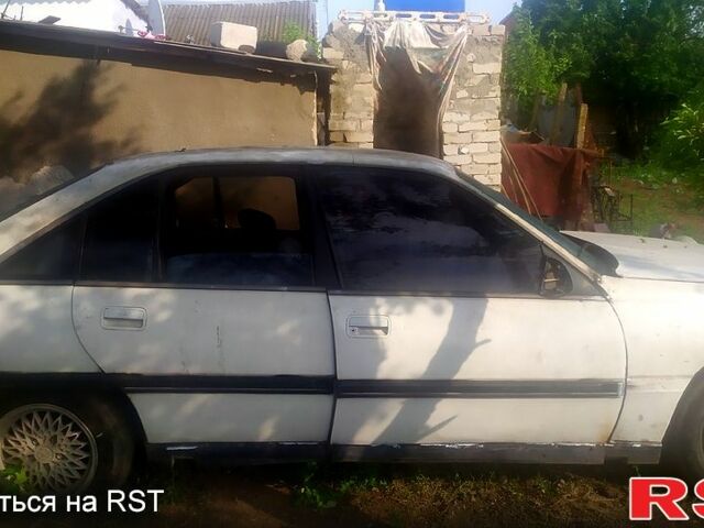 Білий Опель Омега, об'ємом двигуна 2 л та пробігом 0 тис. км за 700 $, фото 1 на Automoto.ua