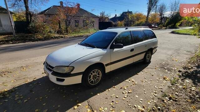 Опель Омега 1995 у Кропивницькому (Кіровограді) на Automoto.ua Білий Опель Омега, об'ємом двигуна 2 л та пробігом 460 тис. км за 1600 $, фото 1 на Automoto.ua