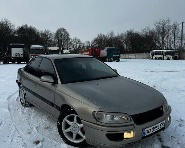 Бежевый Опель Омега, объемом двигателя 2 л и пробегом 384 тыс. км за 2750 $, фото 1 на Automoto.ua