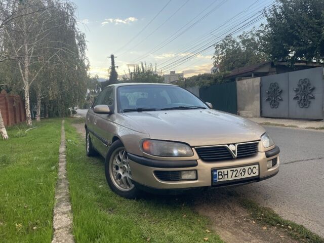 Бежевый Опель Омега, объемом двигателя 2 л и пробегом 300 тыс. км за 2500 $, фото 1 на Automoto.ua