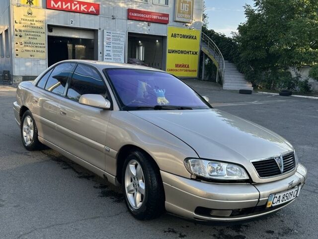 Опель Омега 2001 у Києві на Automoto.ua Бежевий Опель Омега, об'ємом двигуна 2.5 л та пробігом 487 тис. км за 2250 $, фото 1 на Automoto.ua