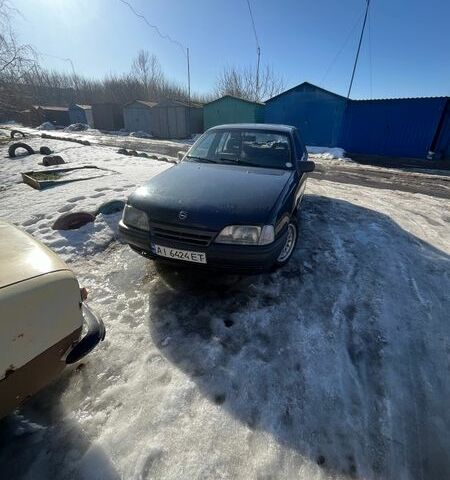 Чорний Опель Омега, об'ємом двигуна 2 л та пробігом 78 тис. км за 950 $, фото 1 на Automoto.ua