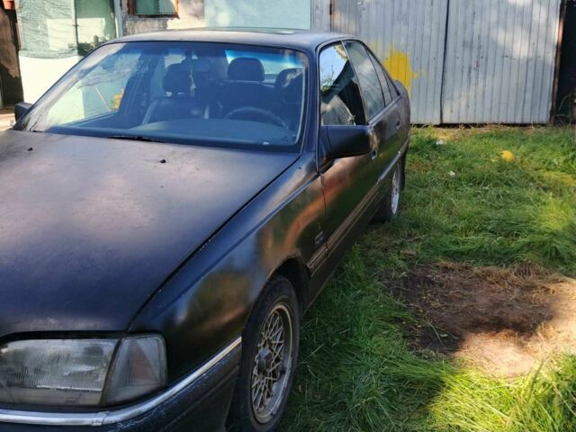 Черный Опель Омега, объемом двигателя 2 л и пробегом 1000 тыс. км за 1001 $, фото 1 на Automoto.ua