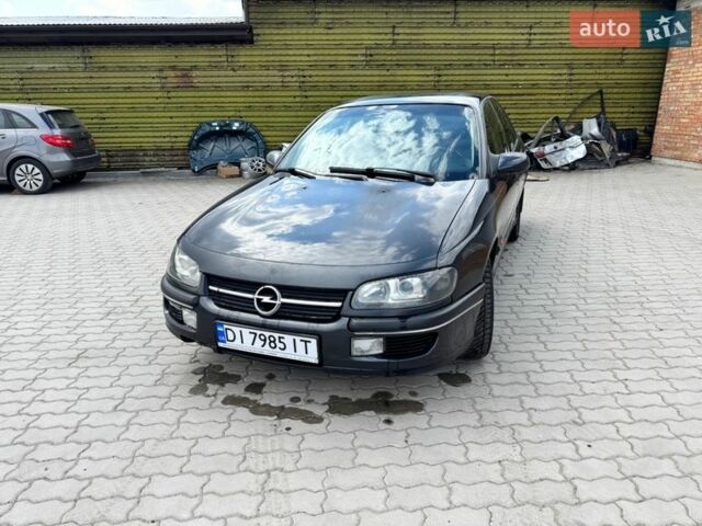 Черный Опель Омега, объемом двигателя 2.5 л и пробегом 500 тыс. км за 1699 $, фото 1 на Automoto.ua