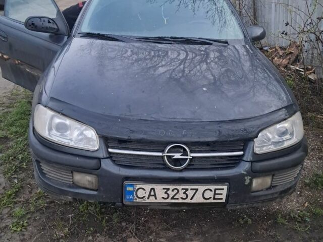 Черный Опель Омега, объемом двигателя 2 л и пробегом 3 тыс. км за 807 $, фото 1 на Automoto.ua