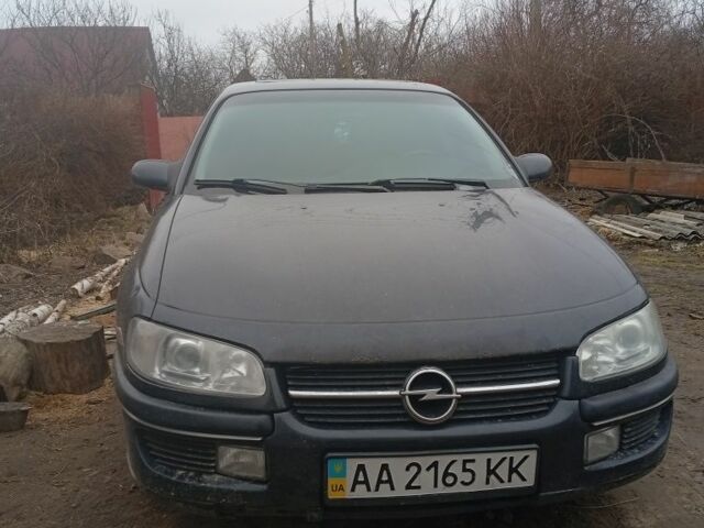 Черный Опель Омега, объемом двигателя 2 л и пробегом 350 тыс. км за 2300 $, фото 1 на Automoto.ua