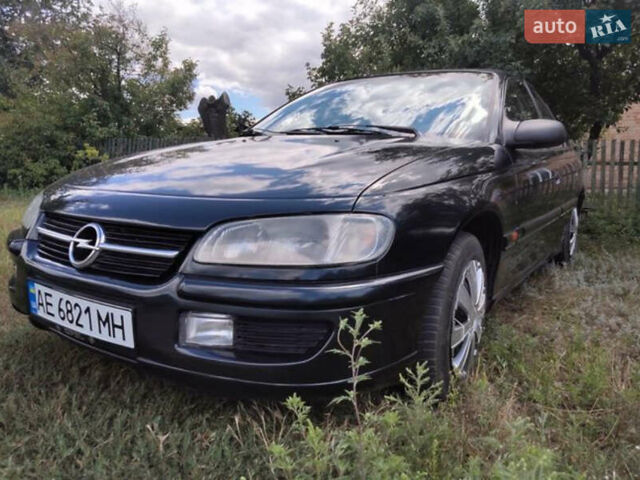 Чорний Опель Омега, об'ємом двигуна 2 л та пробігом 490 тис. км за 2500 $, фото 1 на Automoto.ua