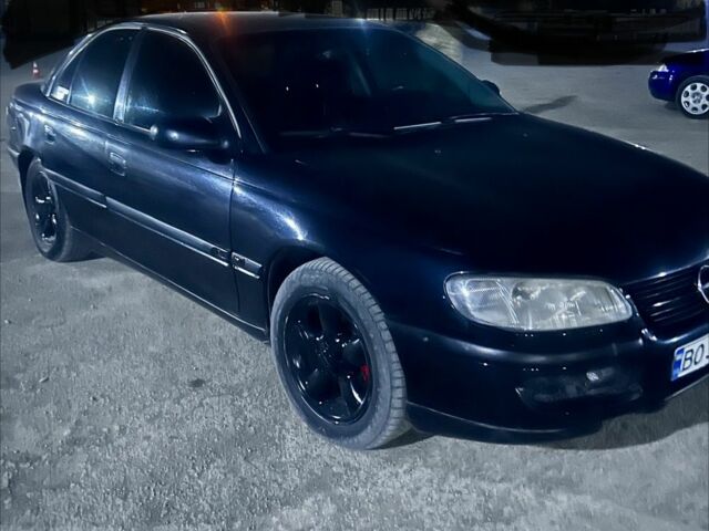 Черный Опель Омега, объемом двигателя 2 л и пробегом 268 тыс. км за 1499 $, фото 1 на Automoto.ua