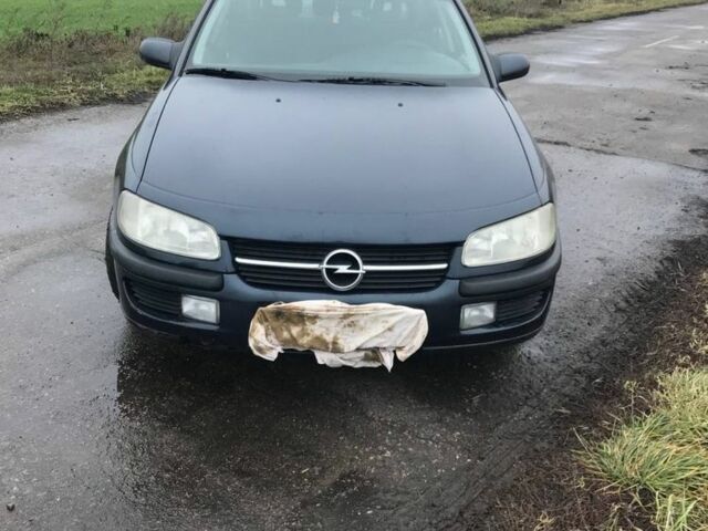 Черный Опель Омега, объемом двигателя 2 л и пробегом 411 тыс. км за 1950 $, фото 1 на Automoto.ua