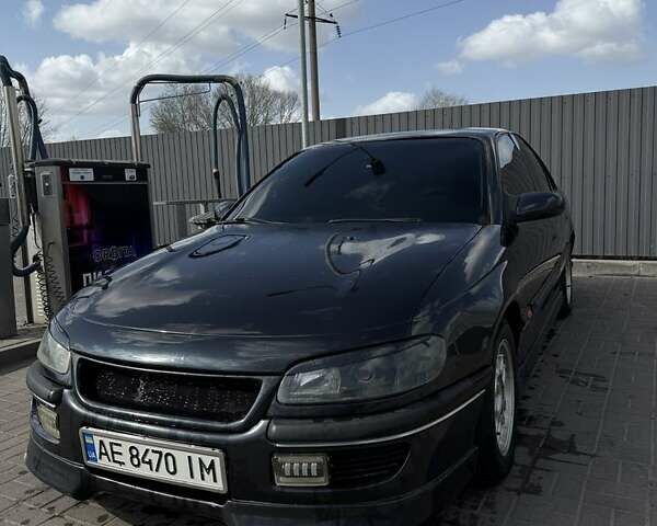 Черный Опель Омега, объемом двигателя 2 л и пробегом 406 тыс. км за 3500 $, фото 1 на Automoto.ua