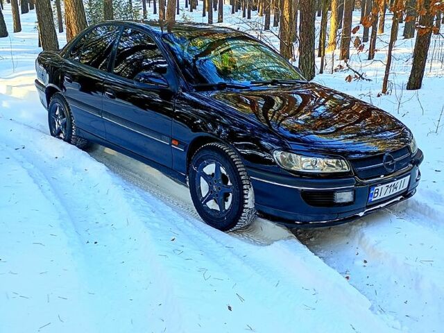 Черный Опель Омега, объемом двигателя 2 л и пробегом 500 тыс. км за 2800 $, фото 1 на Automoto.ua