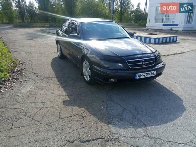 Чорний Опель Омега, об'ємом двигуна 2.96 л та пробігом 300 тис. км за 2999 $, фото 1 на Automoto.ua