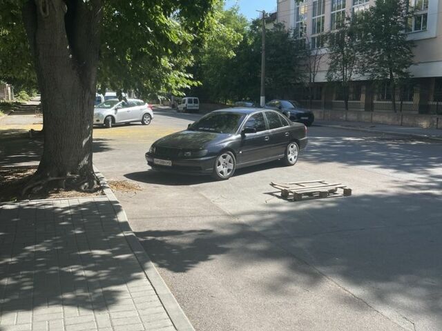 Чорний Опель Омега, об'ємом двигуна 2.5 л та пробігом 370 тис. км за 4500 $, фото 1 на Automoto.ua
