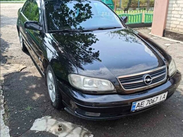 Черный Опель Омега, объемом двигателя 2.2 л и пробегом 304 тыс. км за 3200 $, фото 1 на Automoto.ua