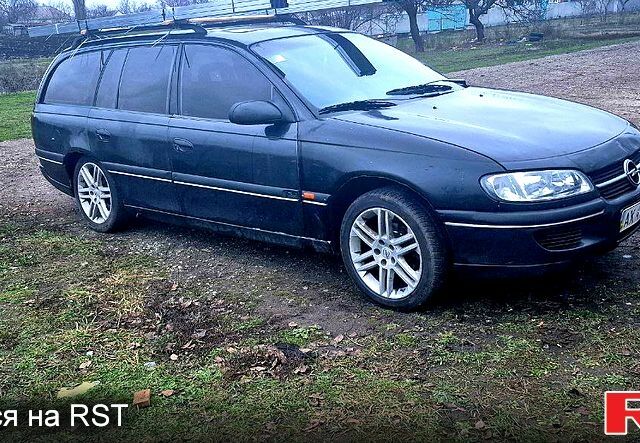 Чорний Опель Омега, об'ємом двигуна 2 л та пробігом 200 тис. км за 2250 $, фото 1 на Automoto.ua