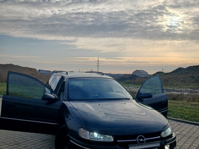 Черный Опель Омега, объемом двигателя 2 л и пробегом 284 тыс. км за 1600 $, фото 1 на Automoto.ua