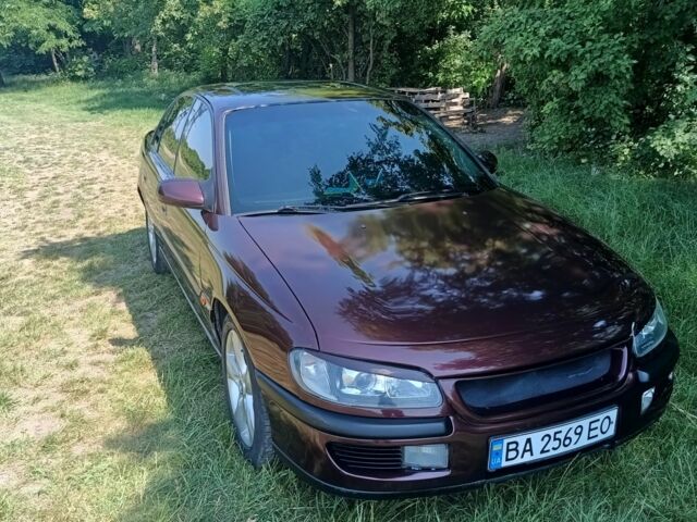 Фиолетовый Опель Омега, объемом двигателя 2.5 л и пробегом 250 тыс. км за 4200 $, фото 1 на Automoto.ua