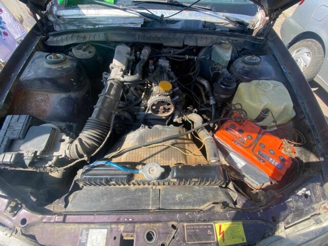 Фіолетовий Опель Омега, об'ємом двигуна 2 л та пробігом 400 тис. км за 800 $, фото 1 на Automoto.ua