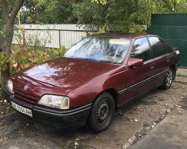 Червоний Опель Омега, об'ємом двигуна 2 л та пробігом 343 тис. км за 2000 $, фото 1 на Automoto.ua