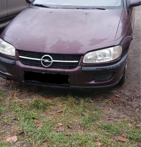 Червоний Опель Омега, об'ємом двигуна 2 л та пробігом 391 тис. км за 1832 $, фото 1 на Automoto.ua