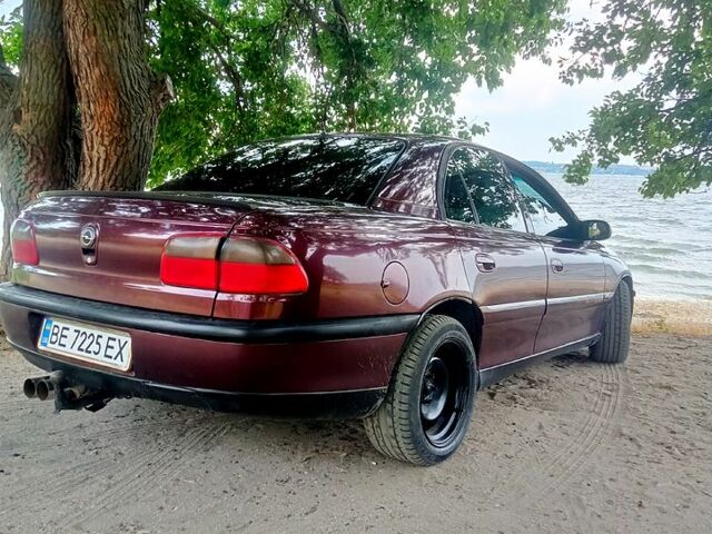 Красный Опель Омега, объемом двигателя 3 л и пробегом 0 тыс. км за 3000 $, фото 1 на Automoto.ua