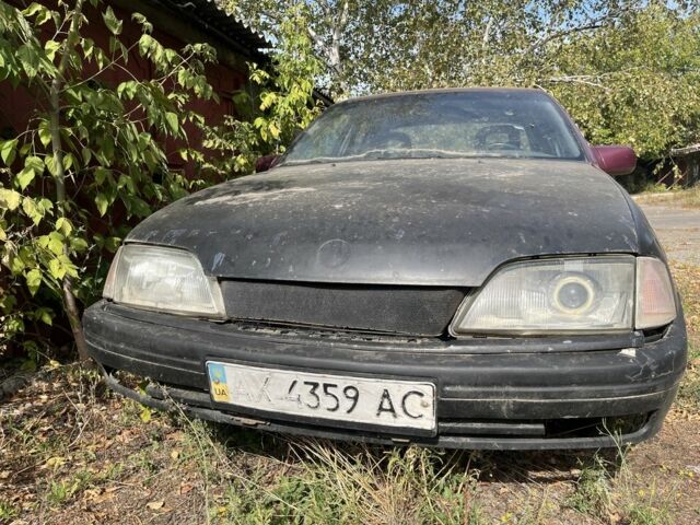 Червоний Опель Омега, об'ємом двигуна 2 л та пробігом 325 тис. км за 349 $, фото 1 на Automoto.ua