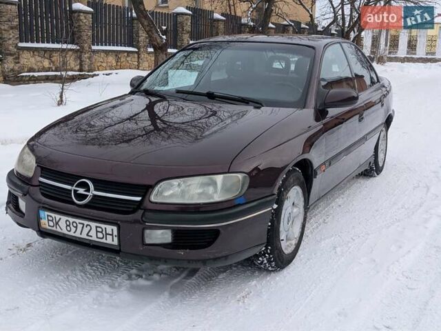 Червоний Опель Омега, об'ємом двигуна 2 л та пробігом 249 тис. км за 1999 $, фото 1 на Automoto.ua
