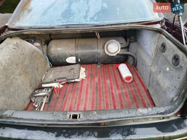 Опель Омега 1997 в Старая Выжевка на Automoto.ua Красный Опель Омега, объемом двигателя 2 л и пробегом 330 тыс. км за 2000 $, фото 1 на Automoto.ua