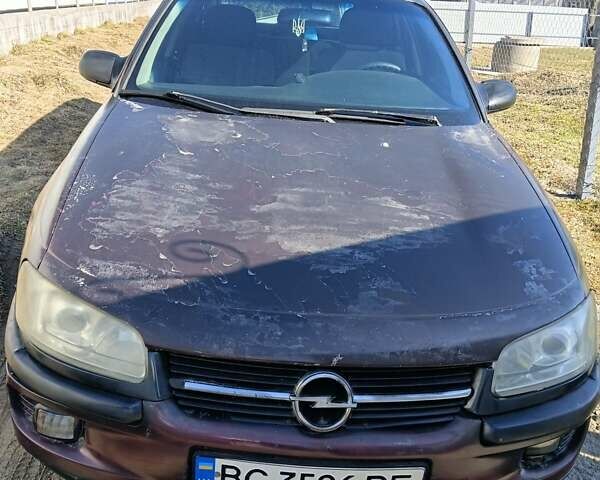 Красный Опель Омега, объемом двигателя 2 л и пробегом 379 тыс. км за 1500 $, фото 1 на Automoto.ua